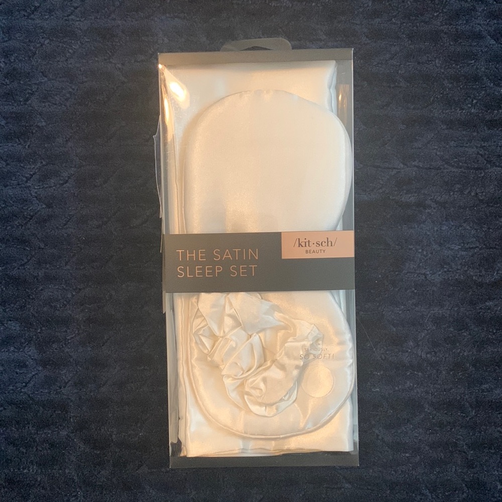 Satin Pillowcase, Eye Mask & Hair Scrunchie. Cream